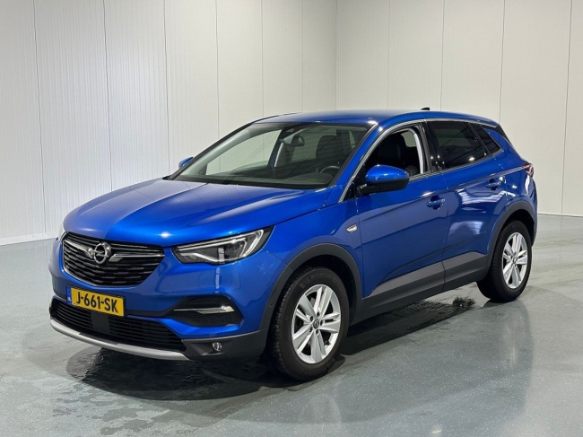 Opel Grandland X - 1.6 Turbo Automaat Business Executive