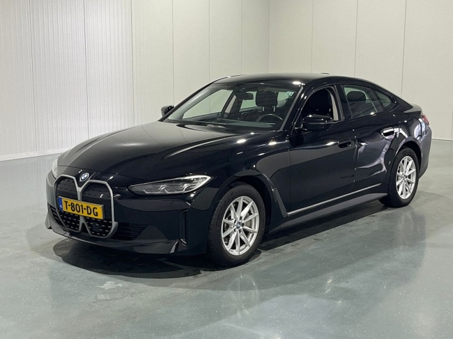 BMW i4 - eDrive40 84 kWh