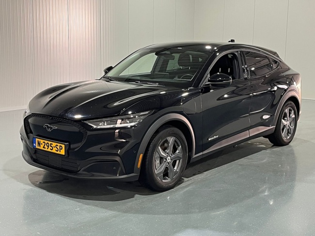 Ford Mustang - Mach-E RWD 75 kWh