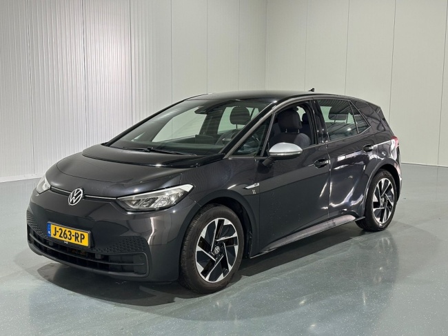Volkswagen ID.3 - First 58 kWh