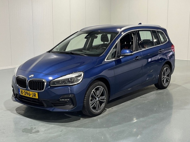 BMW 2 Serie - Gran Tourer 218i Automaat Executive Edition 7-Persoons