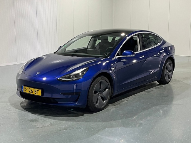 Tesla Model 3 - Standard RWD Plus 60 kWh
