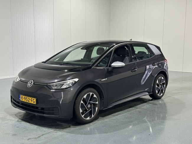 Volkswagen ID.3 - First 58 kWh