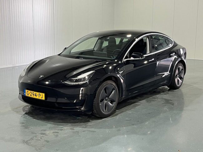 Tesla Model 3 - Standard RWD Plus 60 kWh