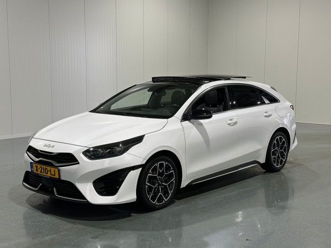 Kia pro_cee'd - 1.5 T-GDi Automaat GT-PlusLine Pano