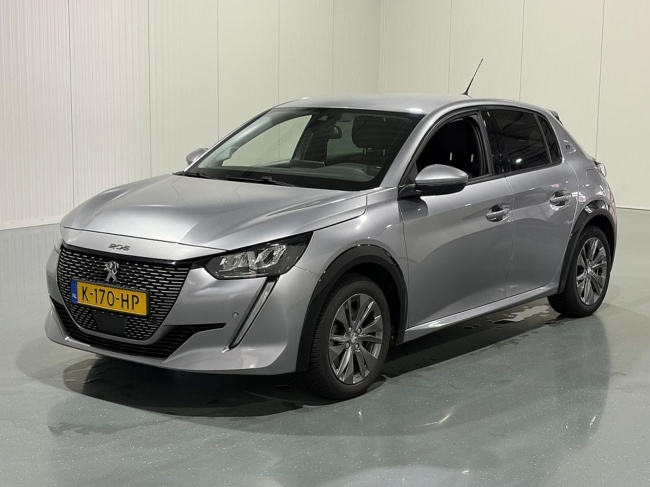 Peugeot e-208 - EV Allure Première 1 fase 50 kWh
