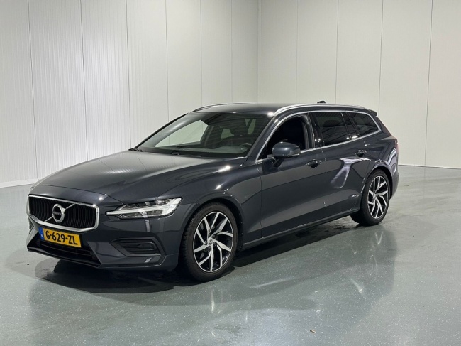 Volvo V60 - 2.0 T4 Automaat Momentum Pro