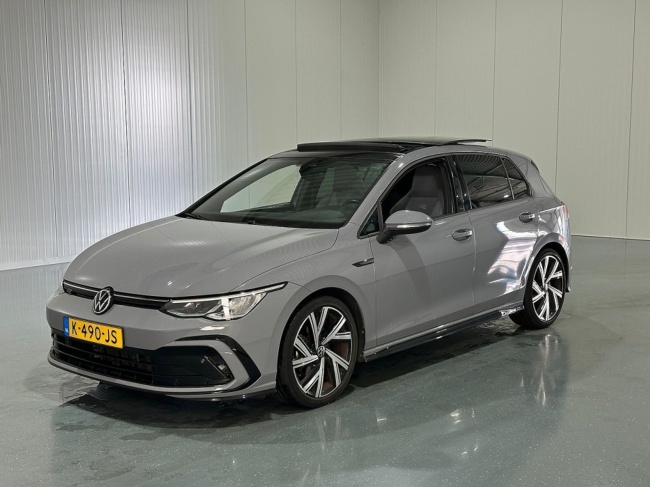 Volkswagen Golf - 1.5 TSI R-Line Pano