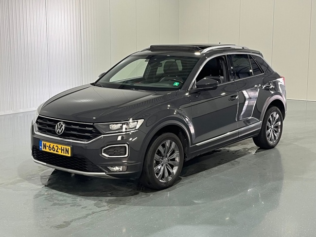 Volkswagen T-Roc - 1.5 TSI Sport Pano