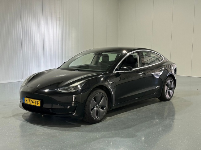 Tesla Model 3 - Standard RWD Plus 60 kWh