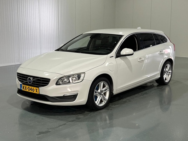 Volvo V60 - 2.4 D5 Twin Engine Lease Edition
