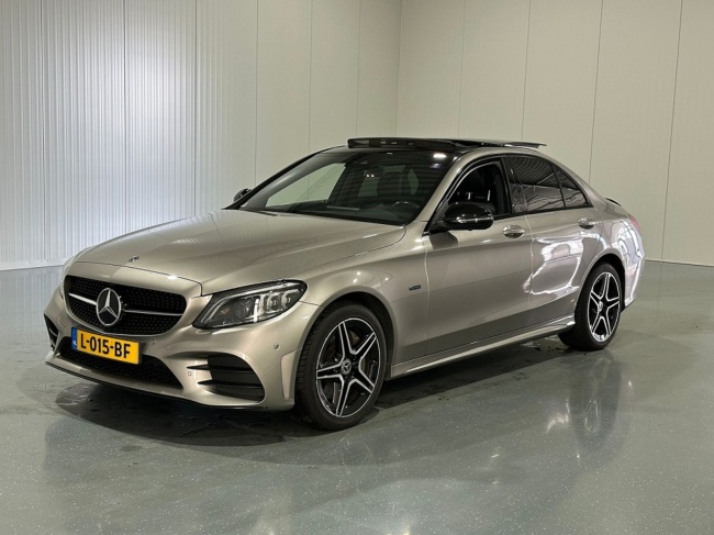 Mercedes-Benz C-Klasse - 300 e Business Solution AMG Limited Pano