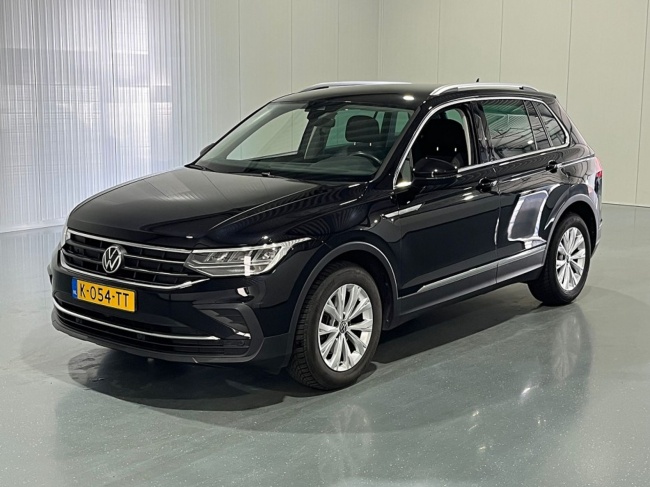 Volkswagen Tiguan - 1.5 TSI Life Business