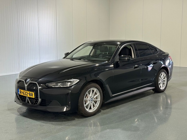 BMW i4 - eDrive40 84 kWh