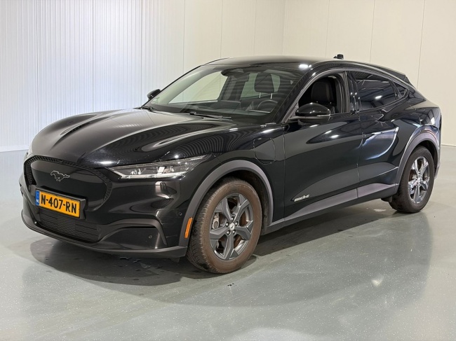 Ford Mustang - Mach-E RWD 75 kWh Pano