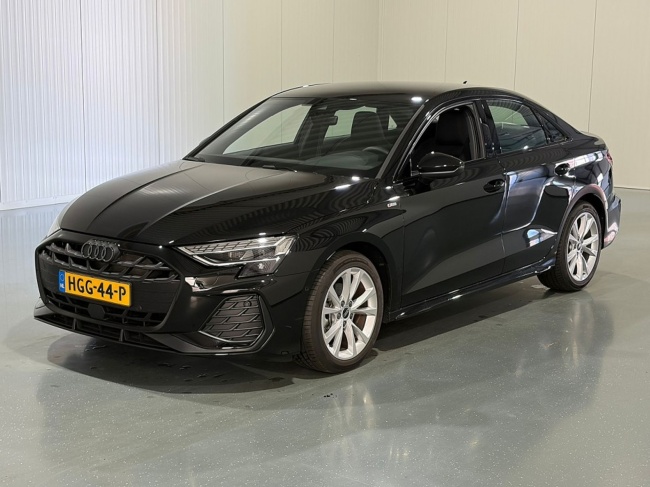 Audi A3 - Limousine 30 TFSI Automaat S edition