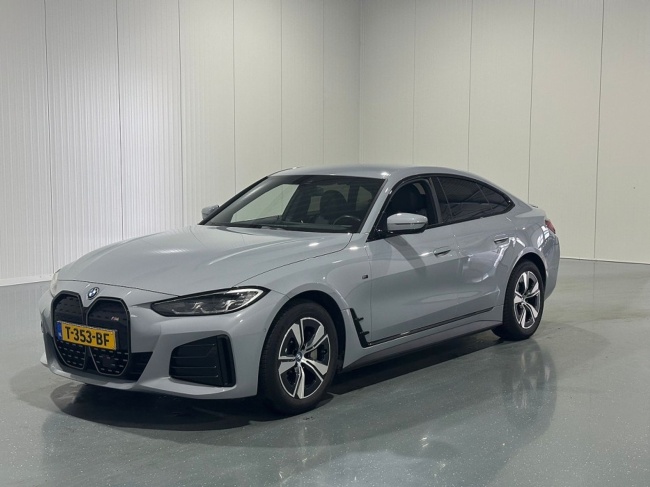 BMW i4 - eDrive35 70 kWh M-Pakket