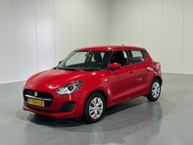 Suzuki Swift - 1.2 Comfort Smart Hybrid