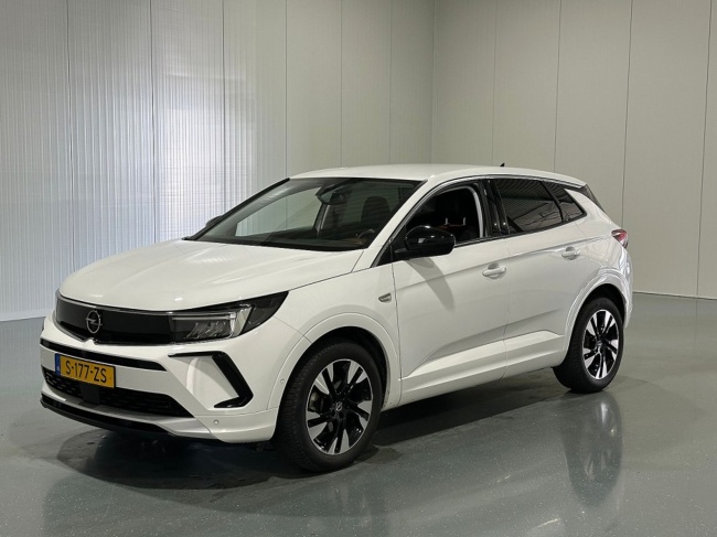 Opel Grandland - 1.2 Turbo Level 3