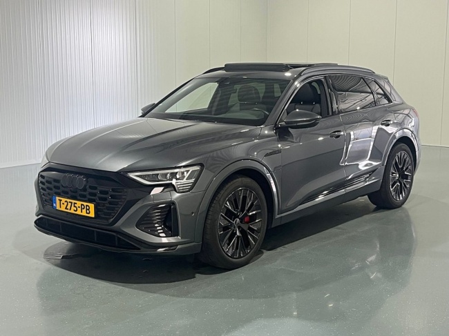 Audi Q8 - E-Tron 50 quattro S Edition 95 kWh Pano