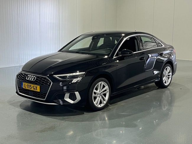 Audi A3 - Limousine 30 TFSI Automaat Business edition