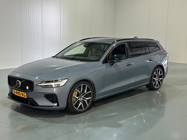 Volvo V60 - 2.0 T8 Plug-in hybrid AWD Polestar Engineered