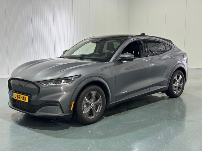 Ford Mustang - Mach-E RWD 75 kWh Pano Trekhaak