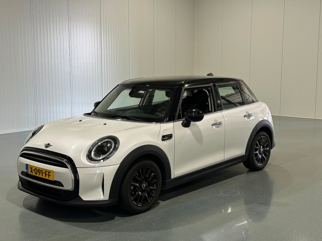 MINI Mini - 1.5 Automaat Cooper Business Edition 5-Drs