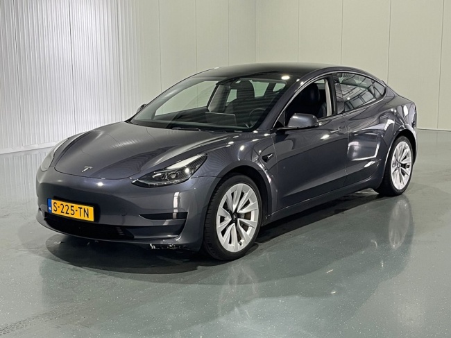 Tesla Model 3 - Standard RWD Plus 60 kWh Trekhaak