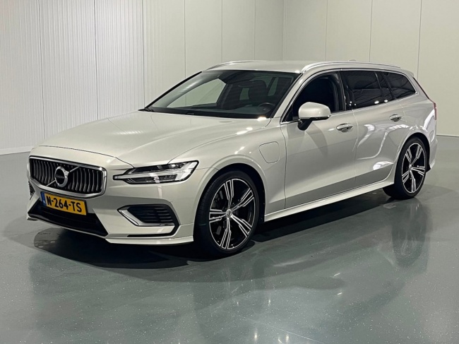 Volvo V60 - 2.0 T6 Recharge AWD Inscription