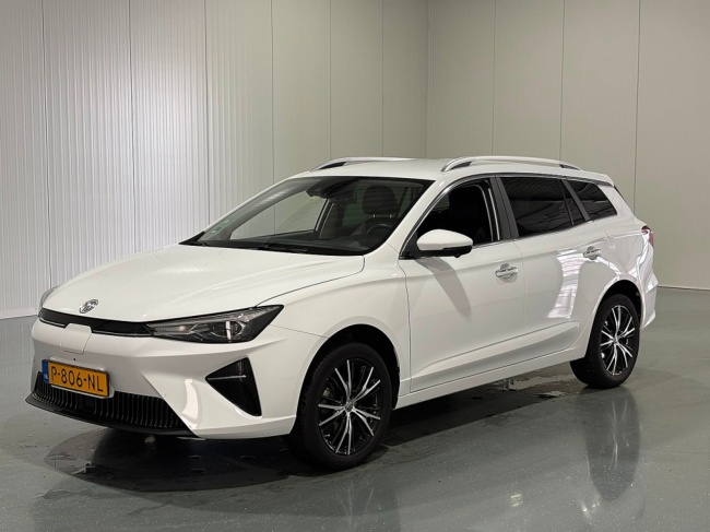 MG MG5 - Standard Range Luxury 50 kWh