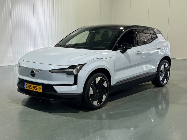 Volvo EX30 - Single Motor Extended Range Plus 69 kWh