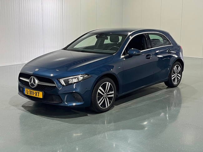 Mercedes-Benz A-Klasse - 250 e Business Solution Luxury Limited