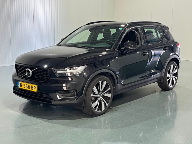 Volvo XC40 - 1.5 T5 Recharge R-Design