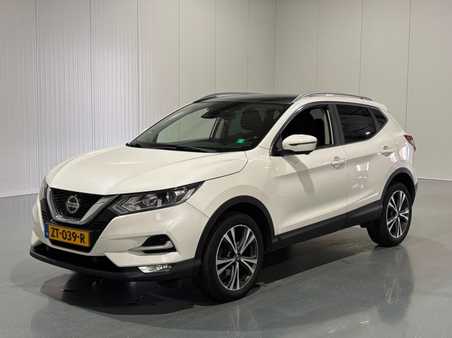 Nissan QASHQAI - 1.2 N-Connecta Pano