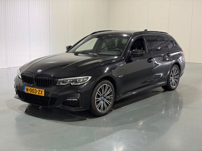 BMW 3 Serie - Touring 320e Business Edition Plus M-Sport