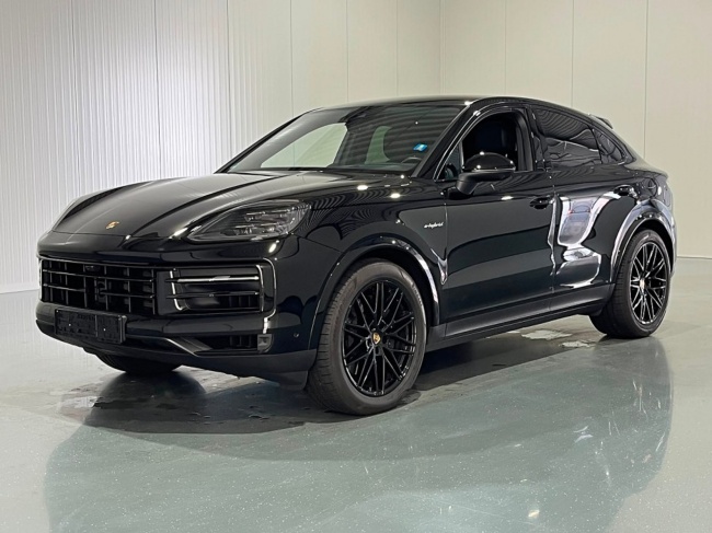 Porsche Cayenne - Coupe 3.0 E-Hybrid Sport Chrono Pano Lucht Inno Drive MY24 NW Model