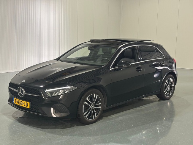 Mercedes-Benz A-Klasse - 250 e Business Line Pano