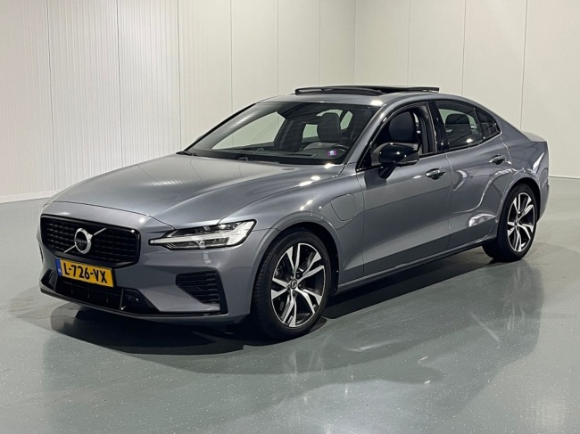 Volvo S60 - 2.0 Recharge T8 AWD R-Design