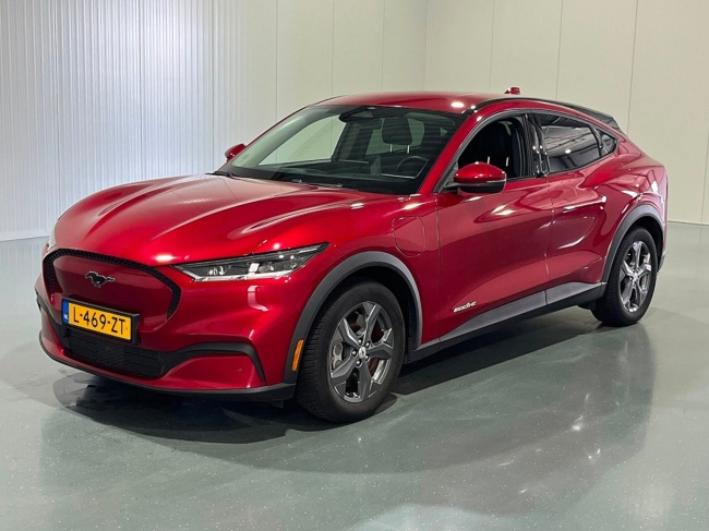 Ford Mustang - Mach-E RWD 75 kWh