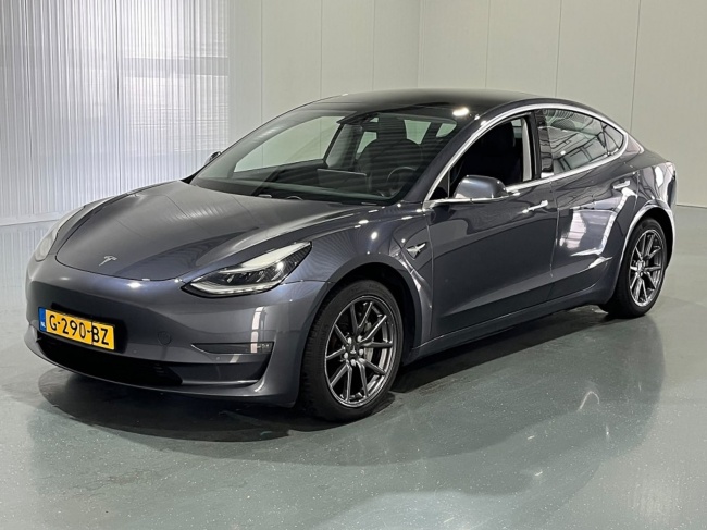 Tesla Model 3 - RWD 60 kWh