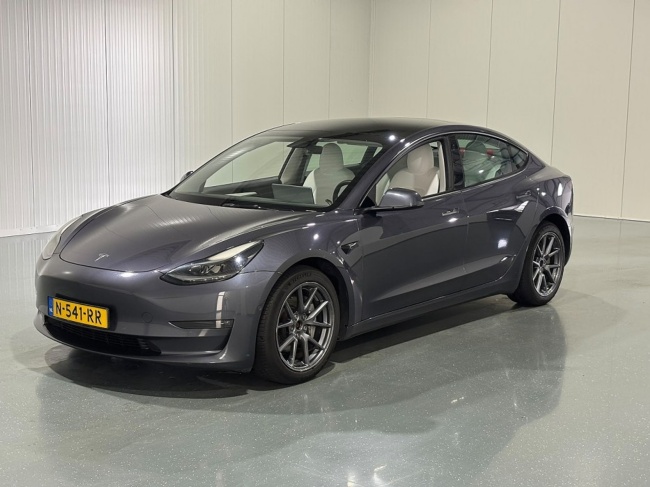 Tesla Model 3 - Long Range AWD 75 kWh Dual Motor