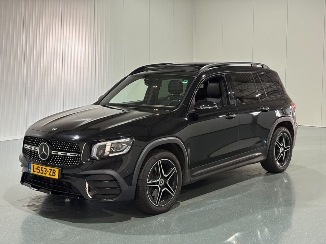 Mercedes-Benz GLB - 200 Automaat Business Solution AMG 7-Persoons Pano