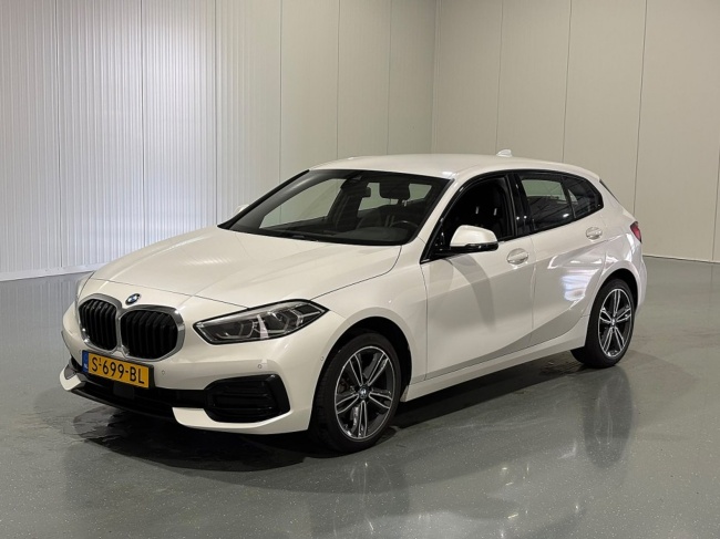 BMW 1-serie - 118i Automaat Introduction Edition