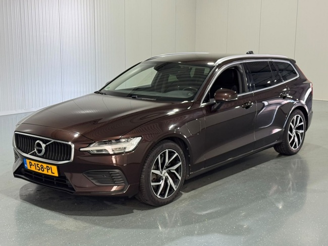 Volvo V60 - 2.0 T6 Twin Engine AWD Momentum Pro