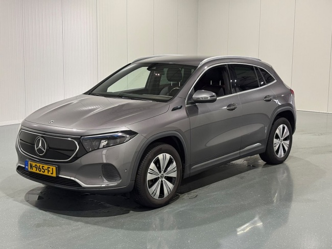 Mercedes-Benz EQA - 250 Business Solution Luxury 67 kWh
