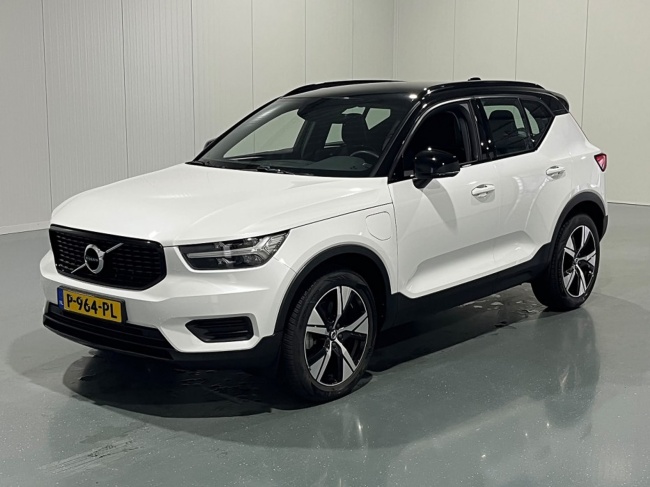 Volvo XC40 - 1.5 T4 Recharge R-Design