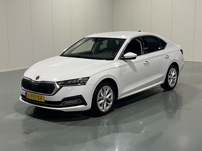 Škoda Octavia - 1.0 TSI Business Edition Plus