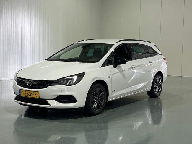 Opel Astra - Sports Tourer 1.2 Design & Tech