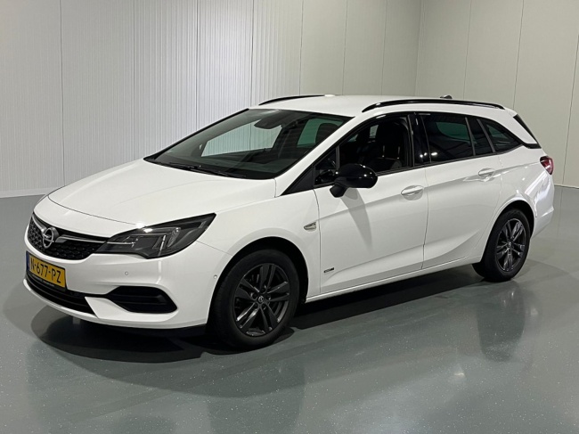 Opel Astra - Sports Tourer 1.2 Design & Tech